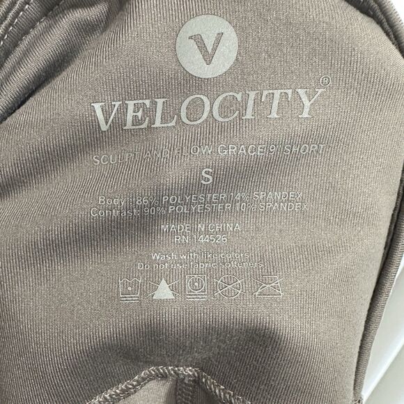Velocity Sculpt And Flow Grace 9” Short Women’s Sz S Biker Shorts Grey Pockets - Picture 11 of 11